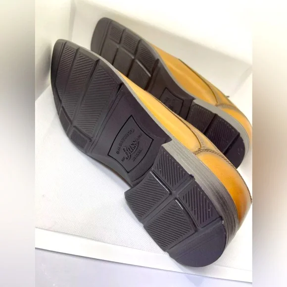 G. H. bass mens Boys shoes/ Gordon -Tan /9 M/ Best For Dressing Up/Leather
